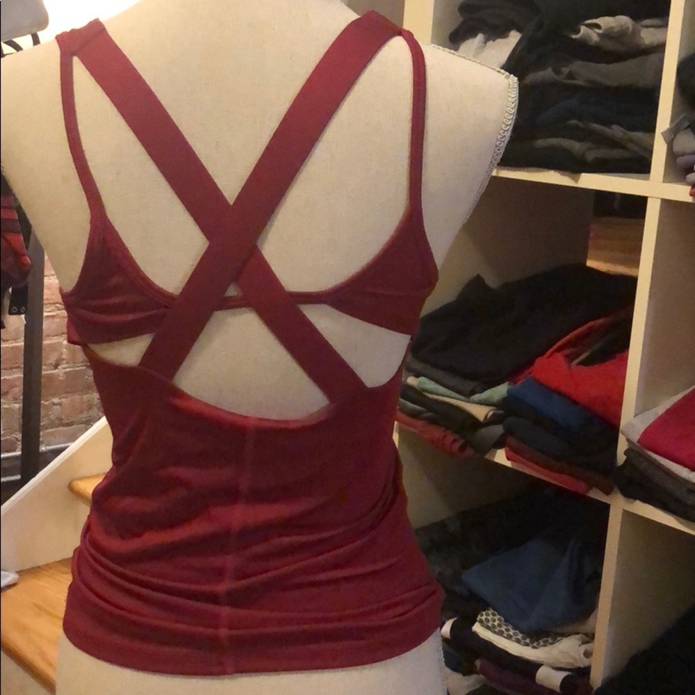Champion maroon tank